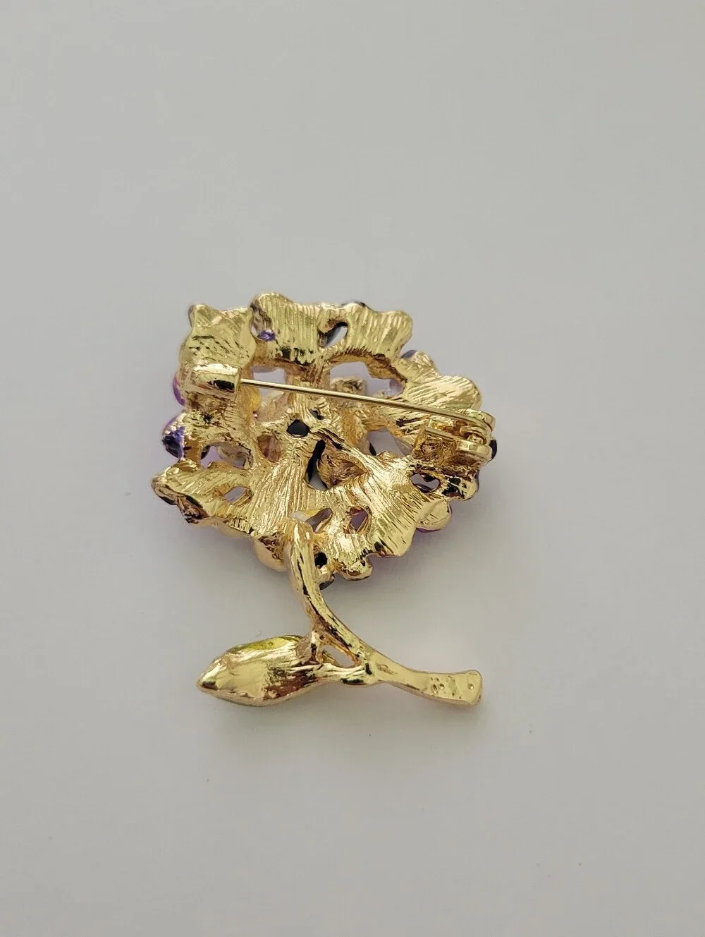 Flower brooch Pin lilac White Purple hydrangeas 3D enamel rhinestones Feminine